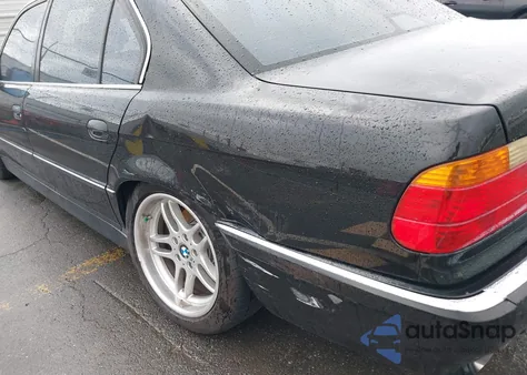 2000 BMW 740Il z USA, uszkodzony, nr VIN WBAGH8345YDP11120